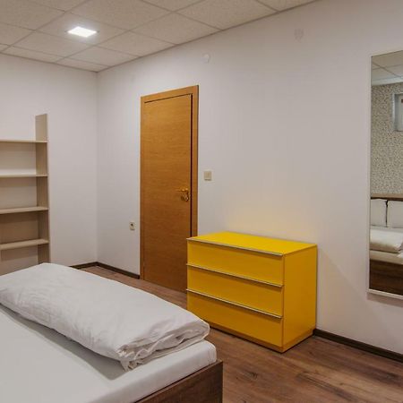 Pansion Storgozia Aparthotel Pleven Buitenkant foto