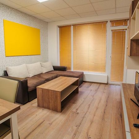 Pansion Storgozia Aparthotel Pleven Buitenkant foto