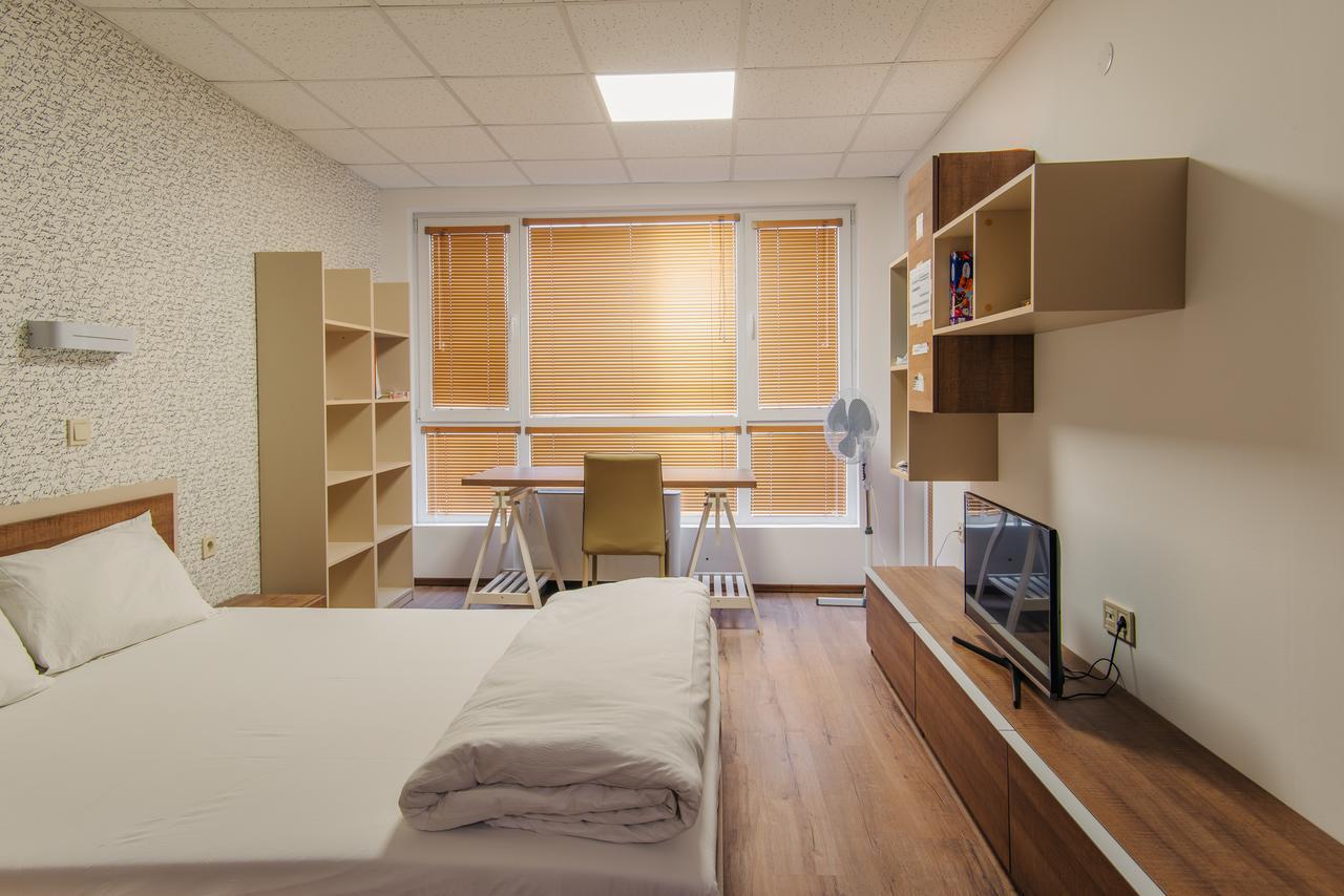 Pansion Storgozia Aparthotel Pleven Buitenkant foto