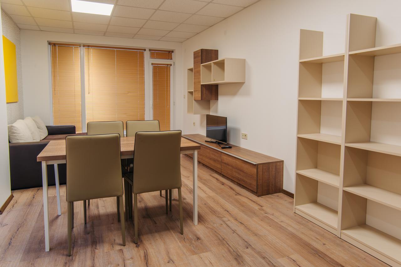 Pansion Storgozia Aparthotel Pleven Buitenkant foto