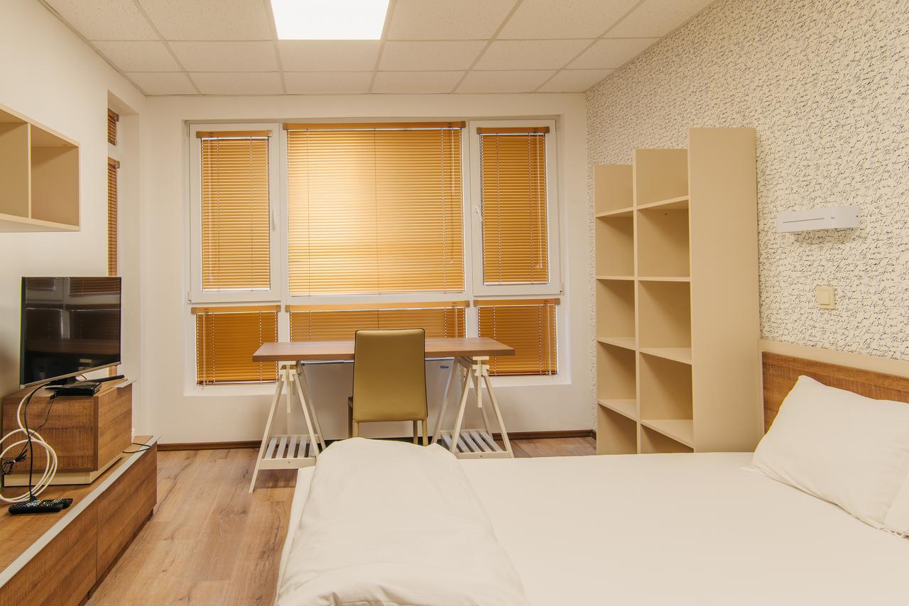 Pansion Storgozia Aparthotel Pleven Buitenkant foto