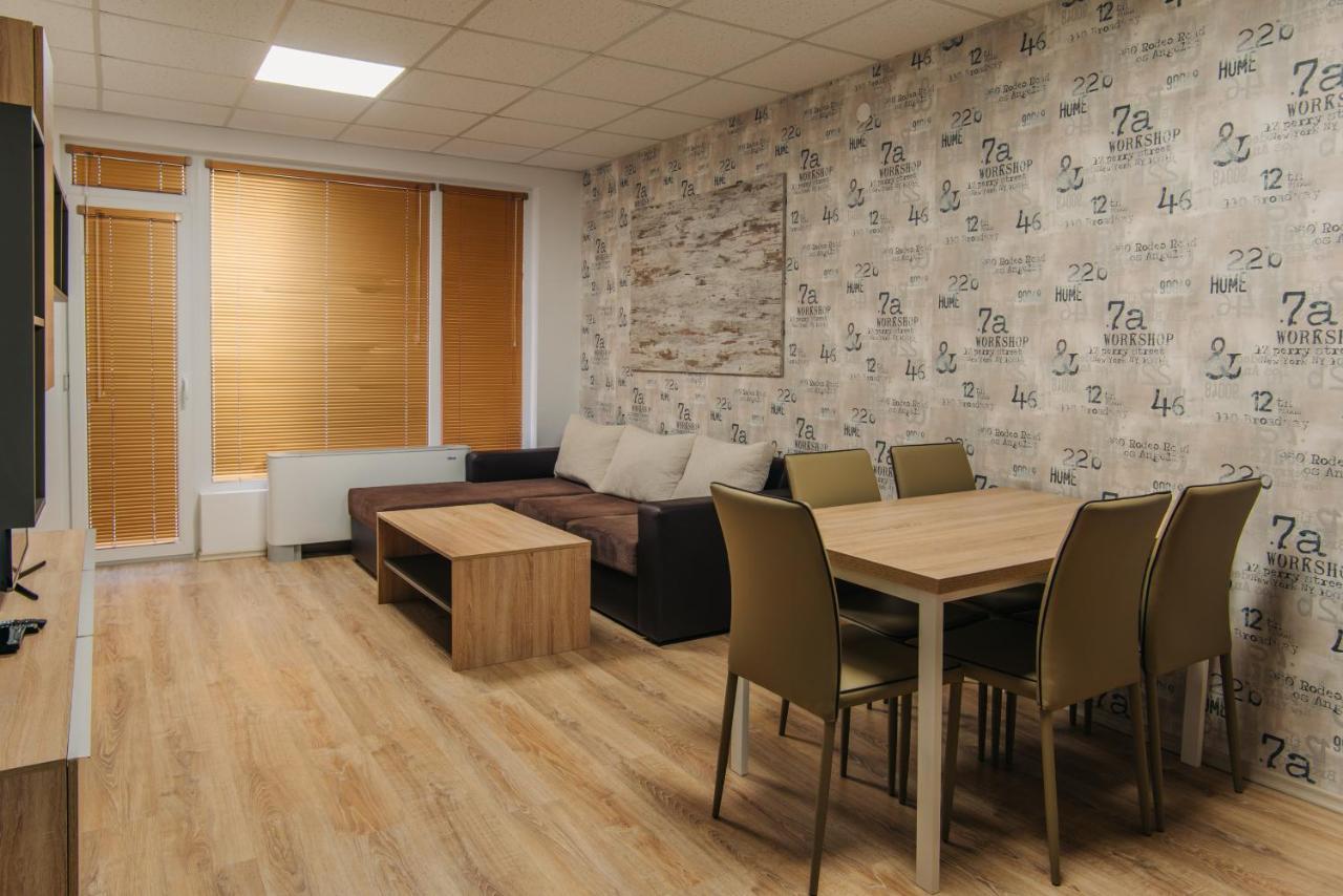Pansion Storgozia Aparthotel Pleven Buitenkant foto
