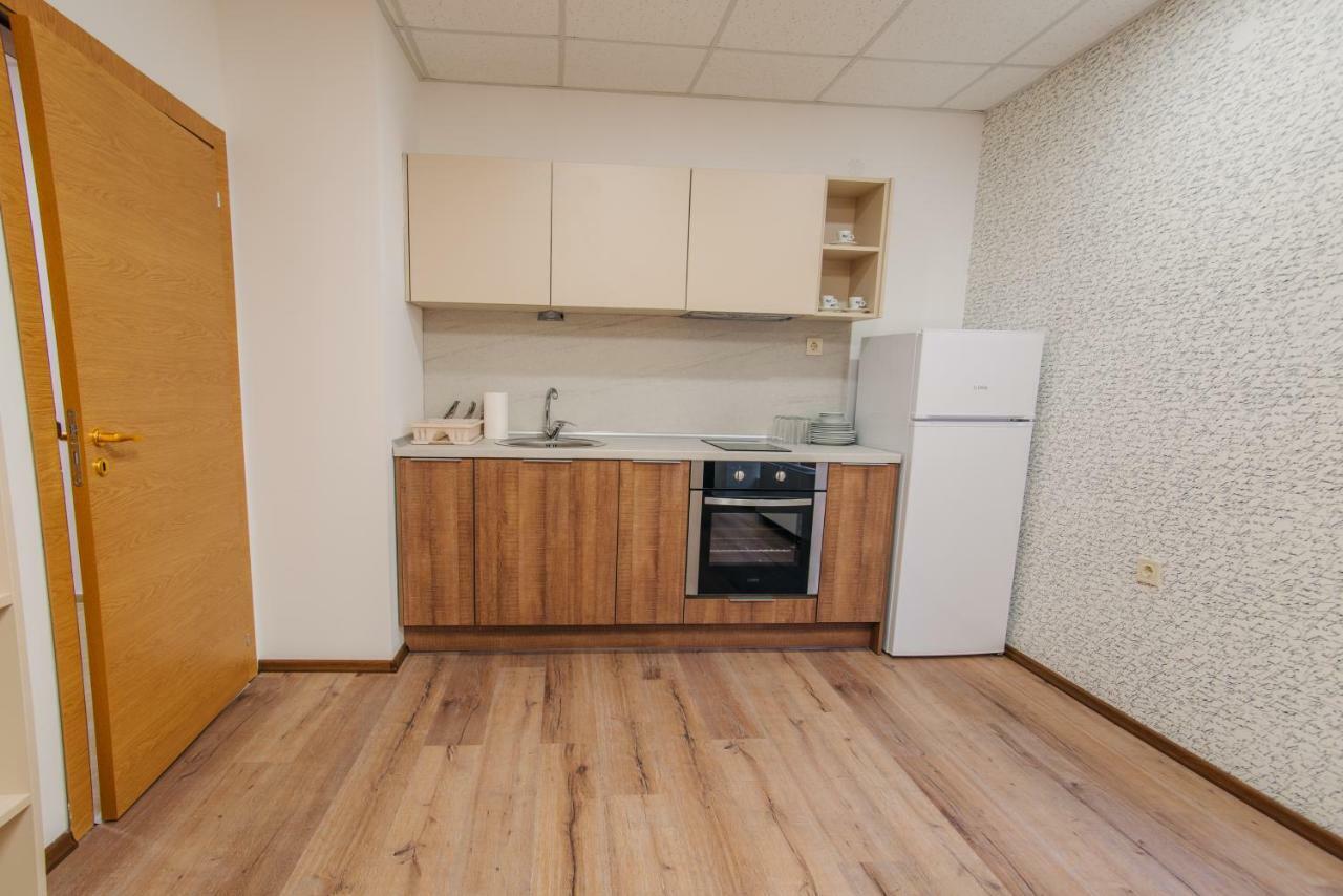 Pansion Storgozia Aparthotel Pleven Buitenkant foto